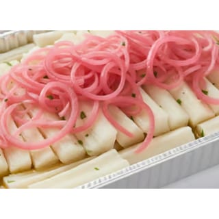 Cassava with Onions - Yuca Encebollada